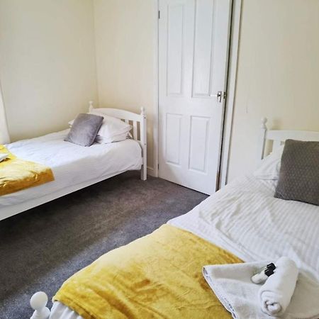 Villa Kenrick Street Great House Available For Guests And Contractors Parking And Wifi Nottingham Exterior foto