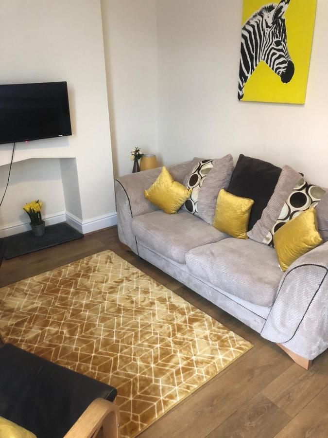 Villa Kenrick Street Great House Available For Guests And Contractors Parking And Wifi Nottingham Exterior foto