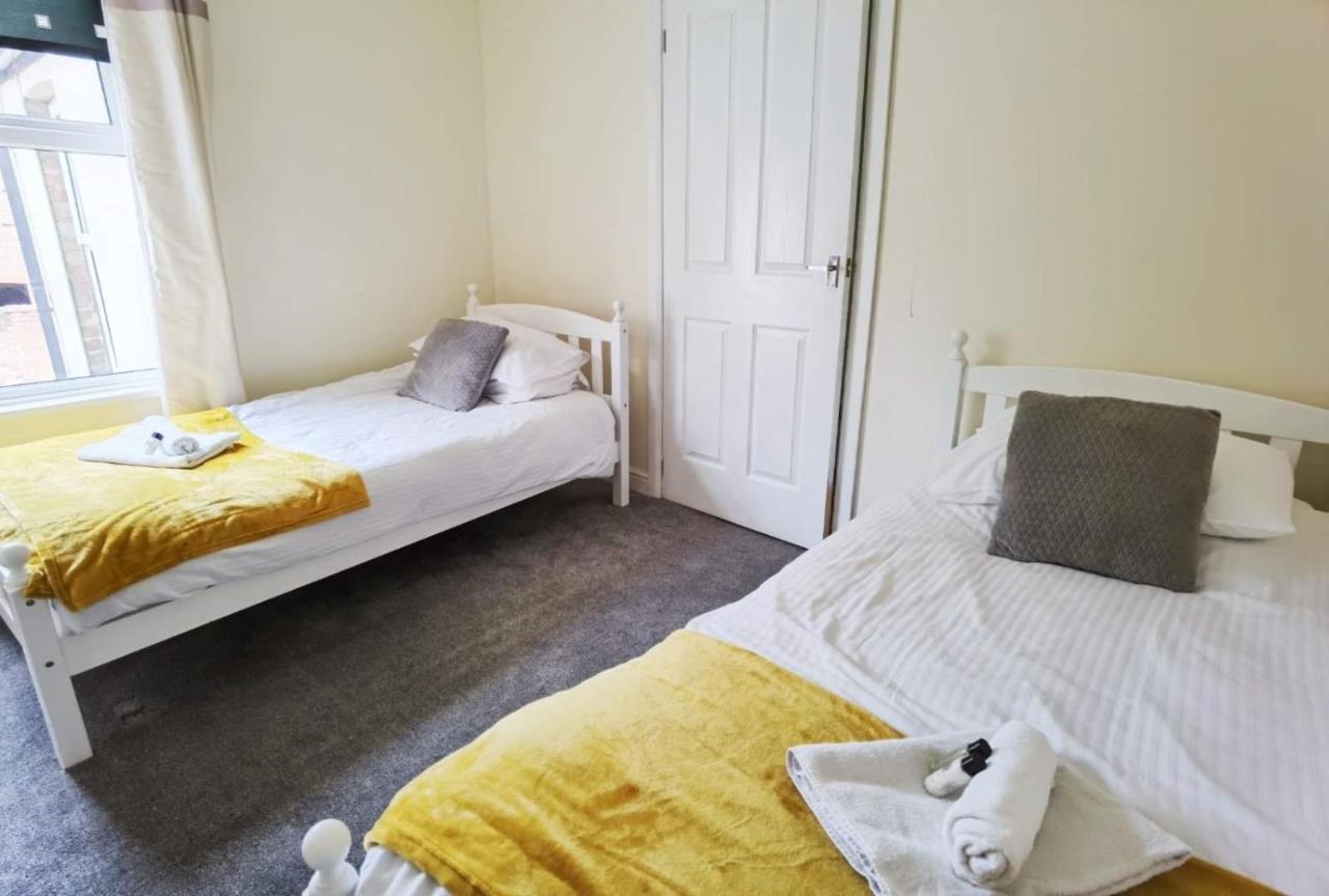 Villa Kenrick Street Great House Available For Guests And Contractors Parking And Wifi Nottingham Exterior foto