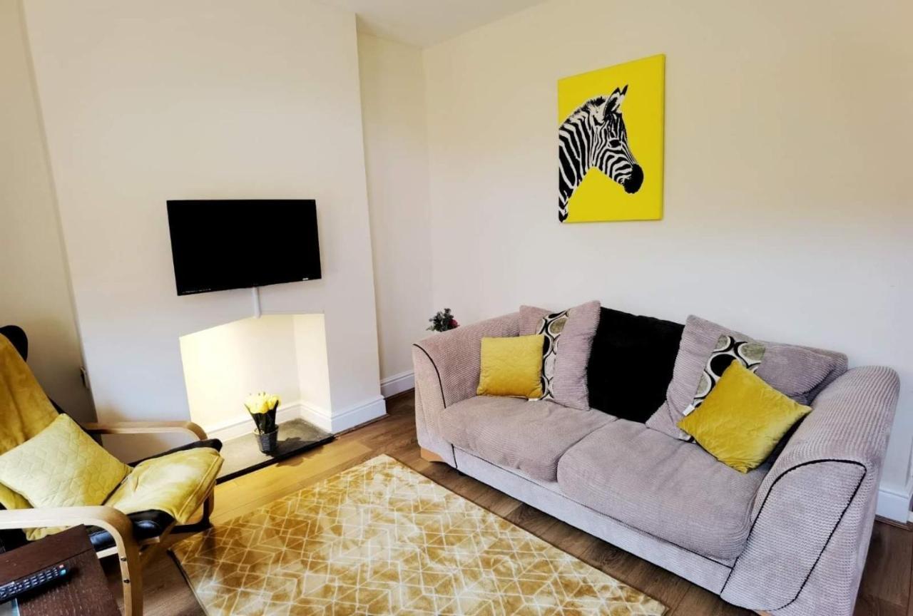 Villa Kenrick Street Great House Available For Guests And Contractors Parking And Wifi Nottingham Exterior foto