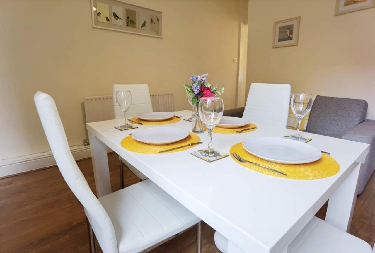 Villa Kenrick Street Great House Available For Guests And Contractors Parking And Wifi Nottingham Exterior foto